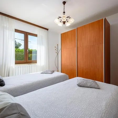 Casa Nono Tatil Evi Sveti Petar u Sumi
