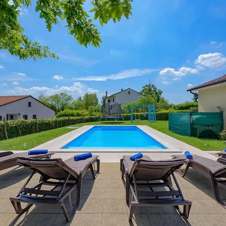 Casa Nono Tatil Evi Sveti Petar u Sumi